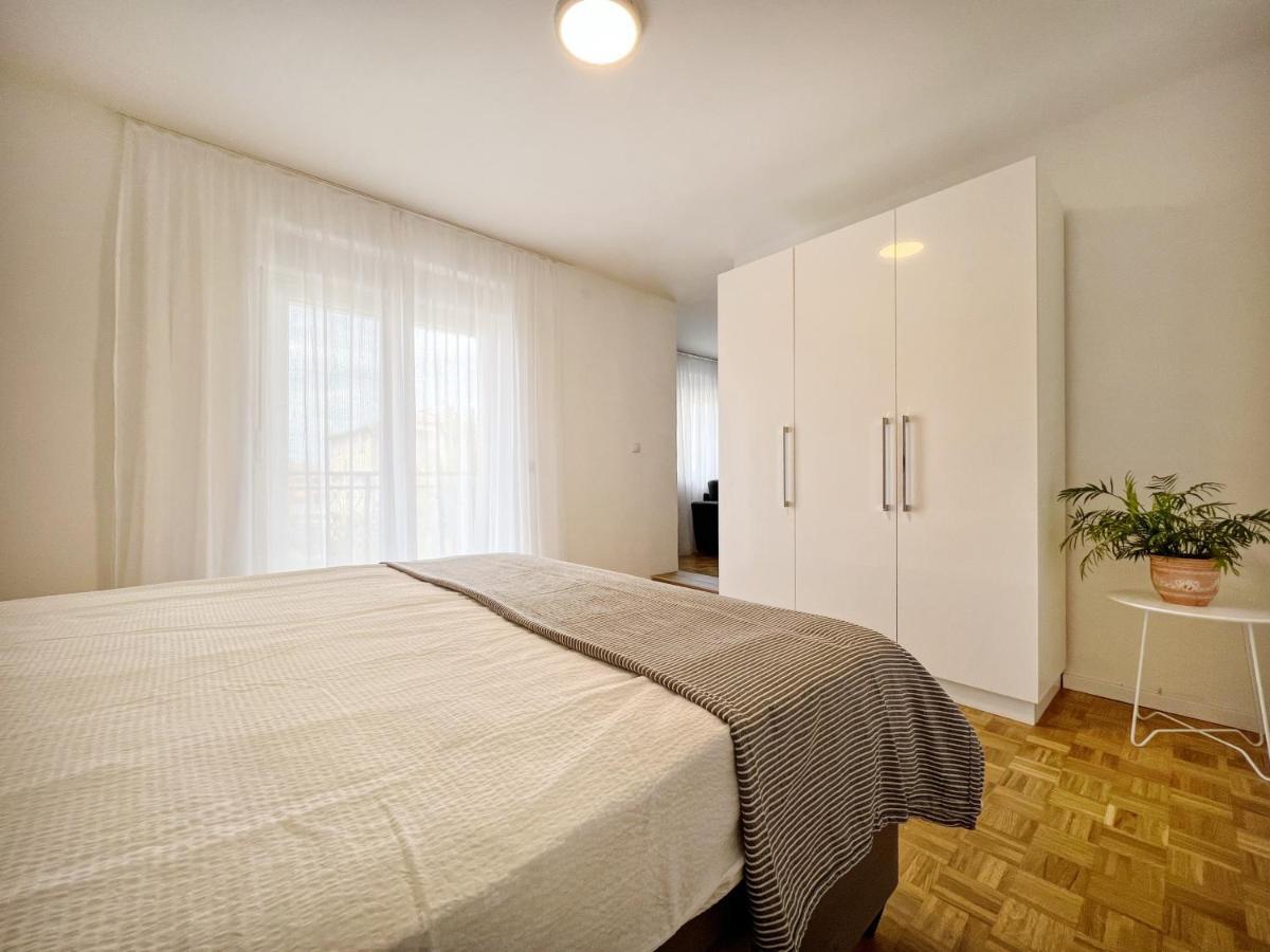 Apartments Valerian Novigrad  Exterior photo