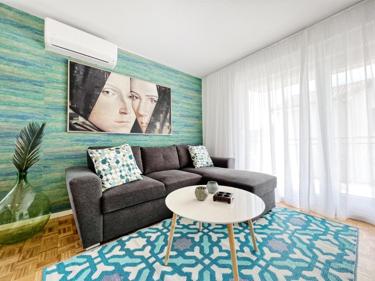 Apartments Valerian Novigrad  Exterior photo