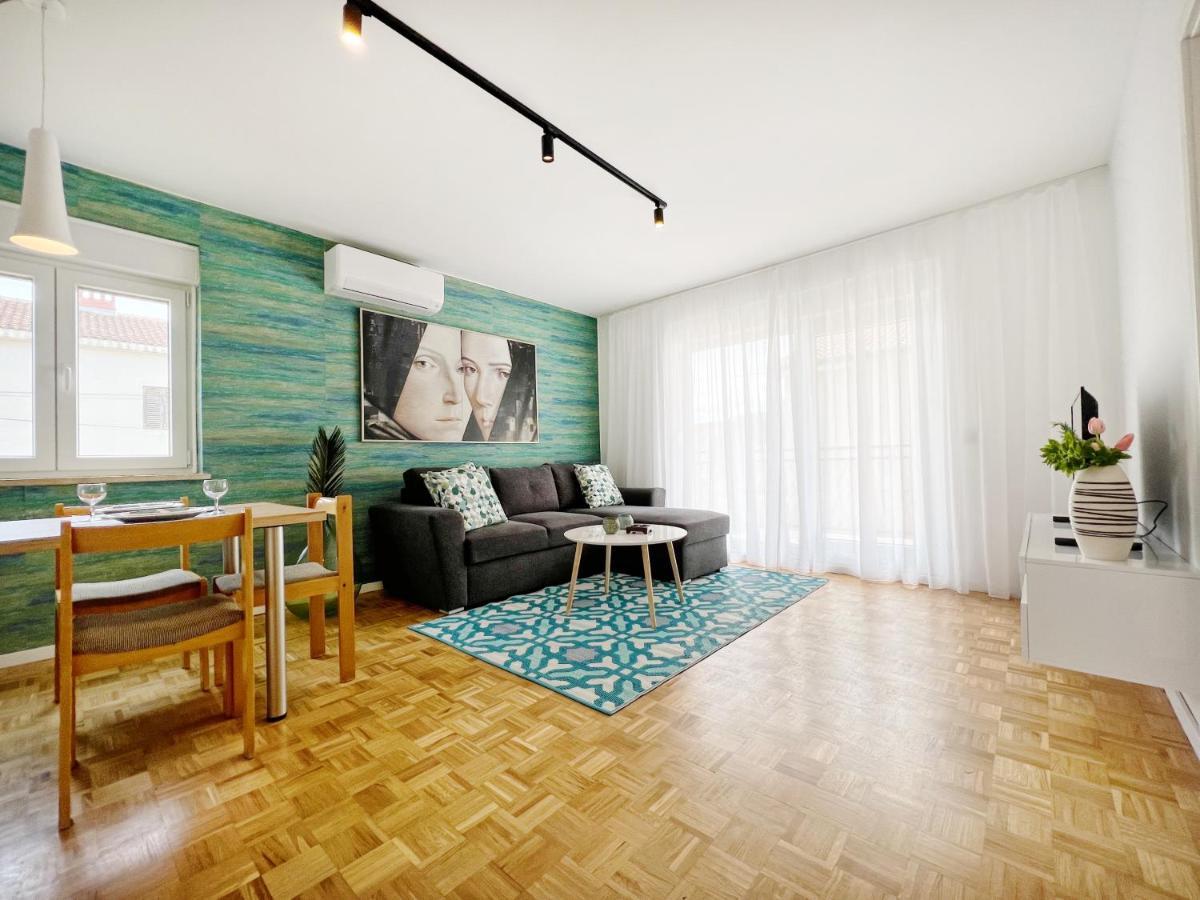 Apartments Valerian Novigrad  Exterior photo